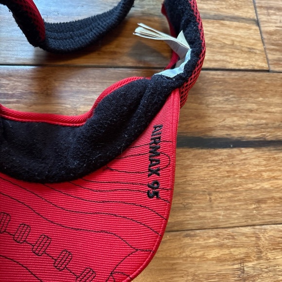 Nike Adults Unisex Swoosh Logo AIRMAX 95 Visor 572793 611 One Size Stretch - Picture 8 of 9